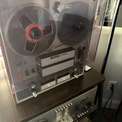 Teac A-2050 Reel To Reel