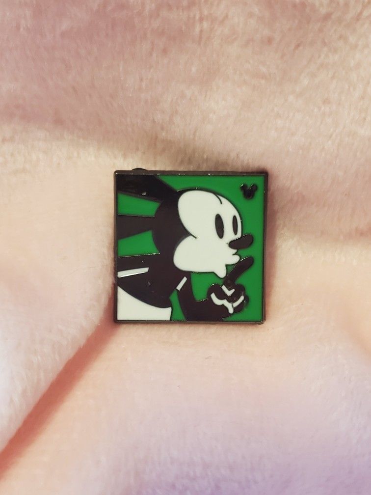 Hidden Micky Disney Pin