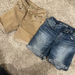 3 Pairs Of Shorts  $6
