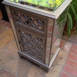 Mirrored Cabinet