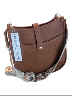 NWT Malibu Skye Evelyn SM31798-6 Crossbody Bag W Guitar Strap Brown