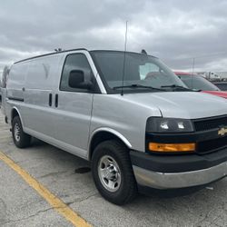 2019 Chevrolet Express 2500