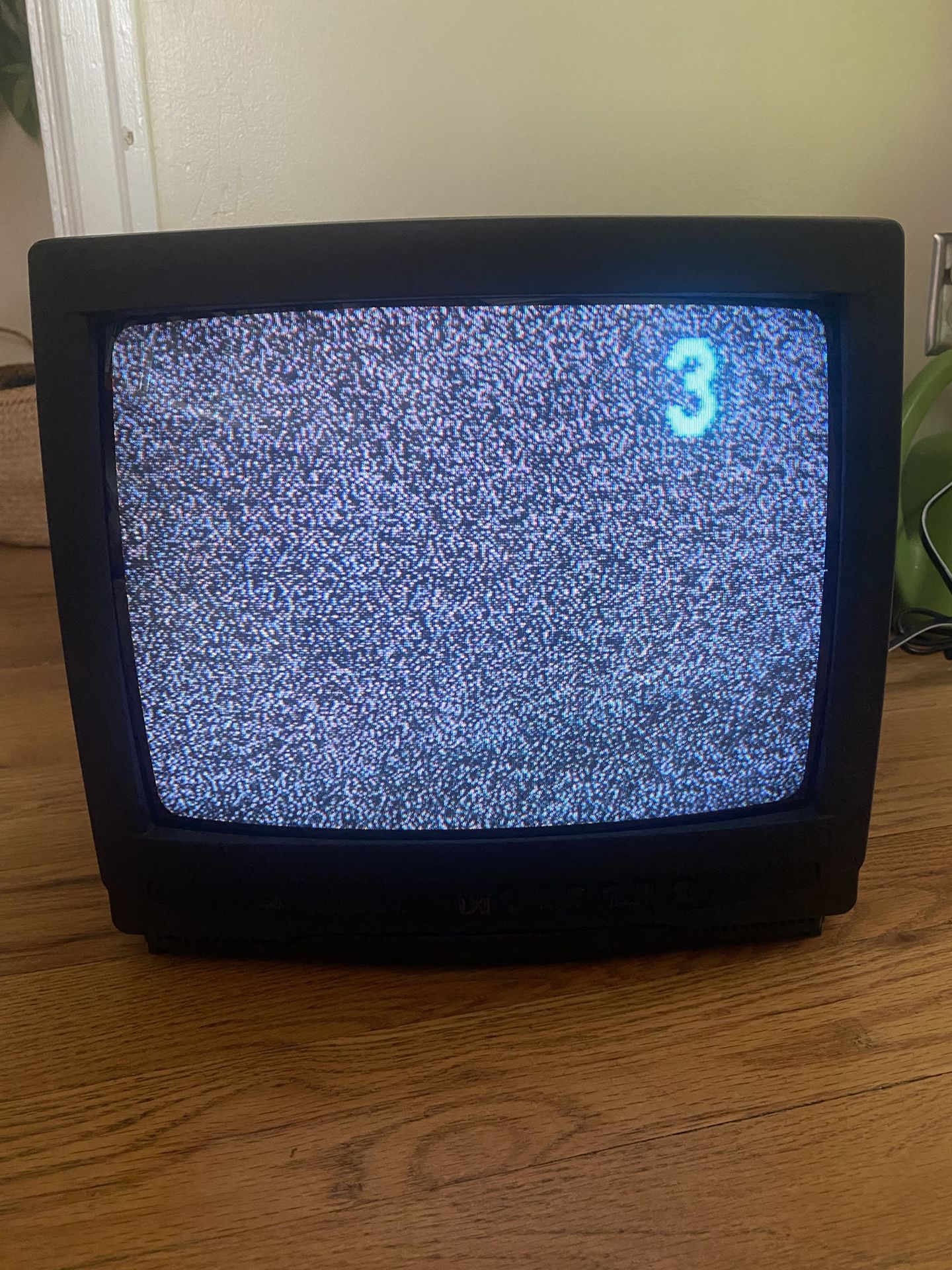 14” Vintage Tv