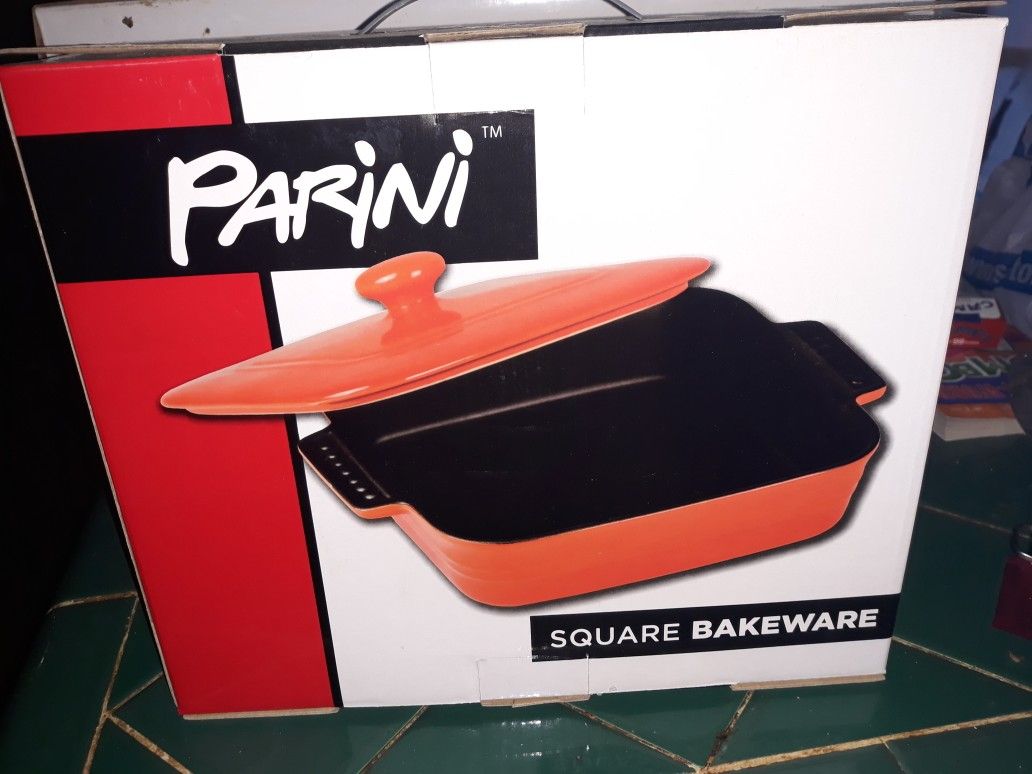 Parini square bakeware