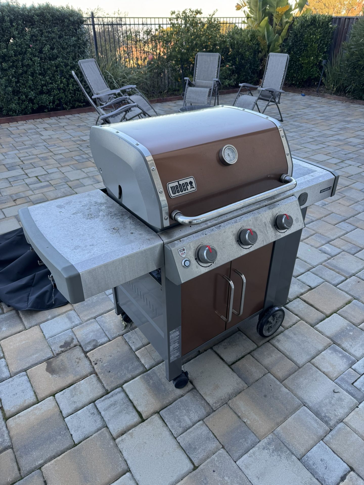 🔥 FAST SALE – Weber Genesis II E-315 Grill (Used, Works Great!) 🔥