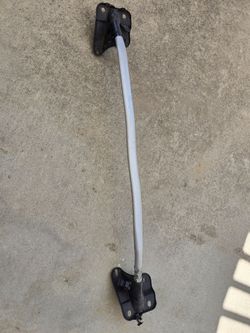 Nissan 350Z OEM Strut Bat