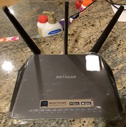 NETGEAR NIGHTHAK R700P AC2300 SMART WIFI