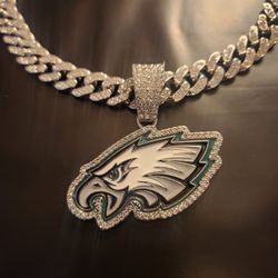 Philadelphia Eagles Silver Colored Bling Necklace 