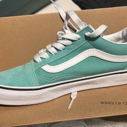 Vans, Green Color Size 7