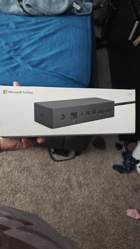 NEW Microsoft Surface Dock (Model 1661)