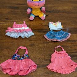 Build A Bear Buddies Caterpillar With 4 Outfits