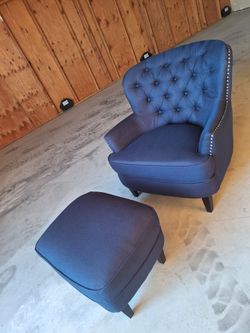 Club Chair and Ottoman Seating Set $260