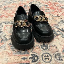 Women’s Black Leather Loafers 7.5