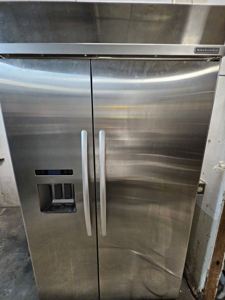 48" KITCHENAID BUILT IN STAINLESS STEEL REFRIGERATOR 