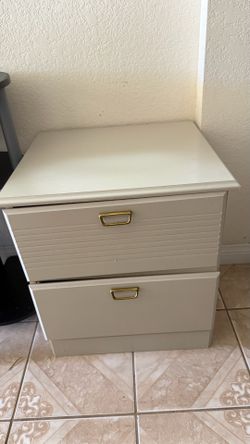 2-Drawer Cabinet