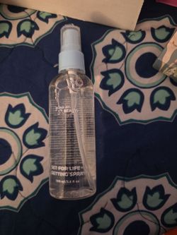 Setting spray