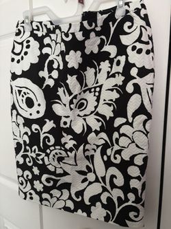 Talbots Pencil Skirt - New With Tags Size 10