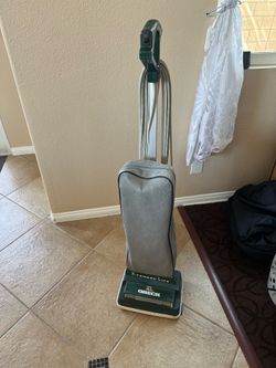 Oreck XL vacuum