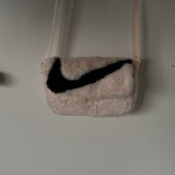 Nike Fuzzy Bag