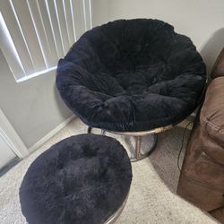 Papasan Chair And Stool