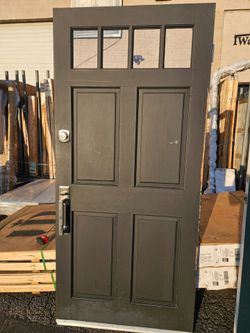 Wood entrance  doy