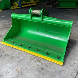 Mini Excavator John Deeper 35D Clean Up (MUD) Bucket 42 inches Width. Without the Pin.