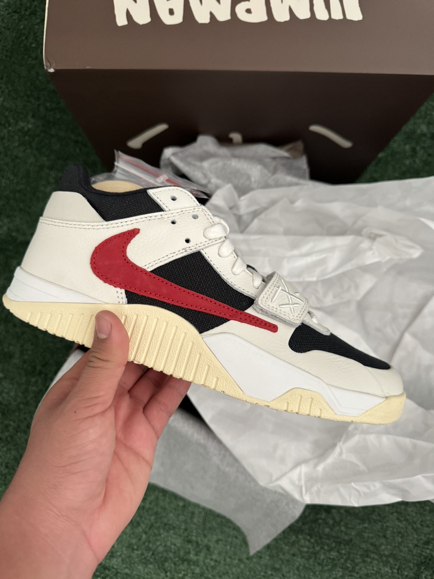 Jumpman Jack TR 'Red Sail'