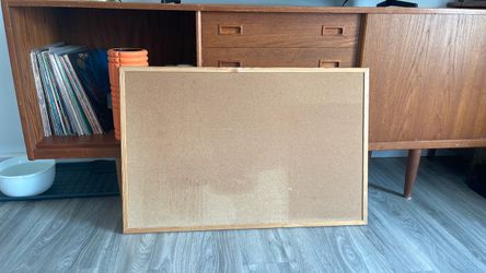 Cork board