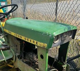 John Deere 140