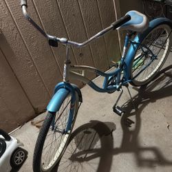 Bicycle Schwinn Cruiser 