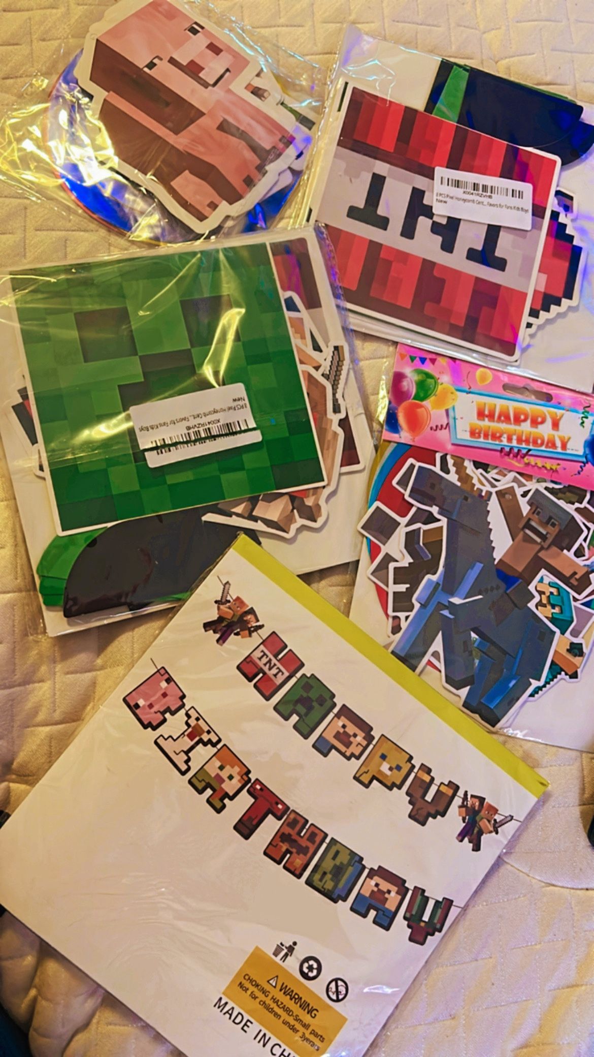 Pixel Minecraft party supplies