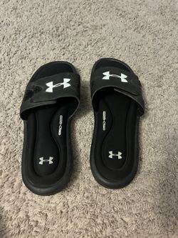 Under Armour Slides size 10 mens no box barely used