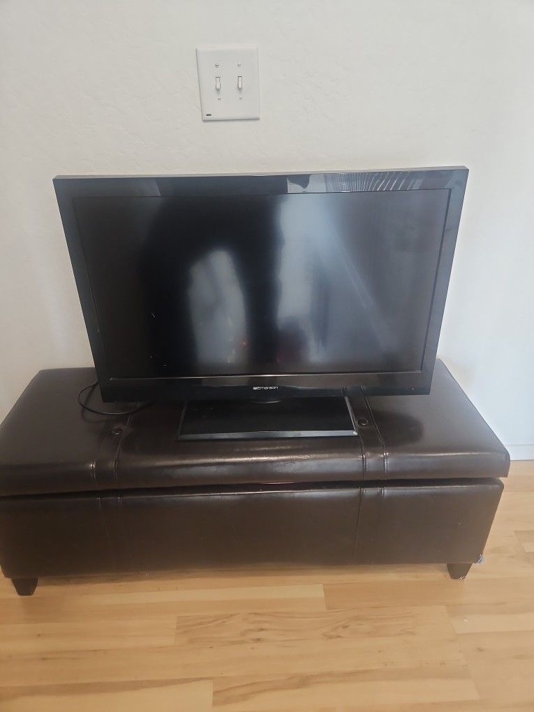30 Inch Emerson Flat Screen Tv
