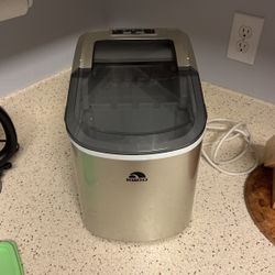 Ice Maker 