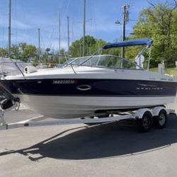 2008 bayliner cuddy boat and trailer