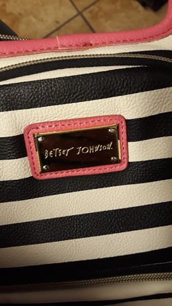 BETSY JOHNSON LUNCHEON BAG GOOD/OKAY CONDITIONS