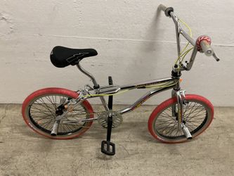 GT Clone Freestyle Bike 
