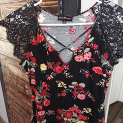 Women's Top Size XL 