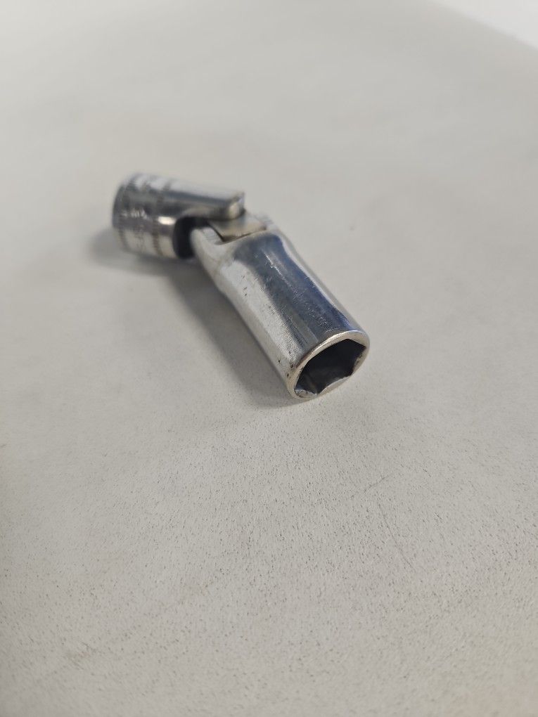 Snap On SFSUM12 3/8" Drive 6pt 12mm Metric Deep Universal Swivel Socket 817238-11
