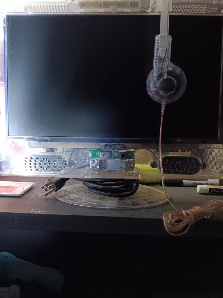 Clear 15 Inch HDTV W/ Remote & Clear Headphones
