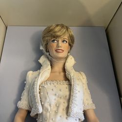 Princess Diana, The Franklin Mint Diana, Princess of Wales Porcelain Doll 