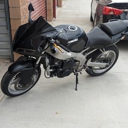 Kawasaki Zx6 