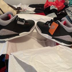 Cement Jordan 3s