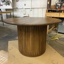 White Oak Fluted Pedestal Table