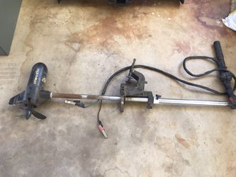 Bow mount trolling motor