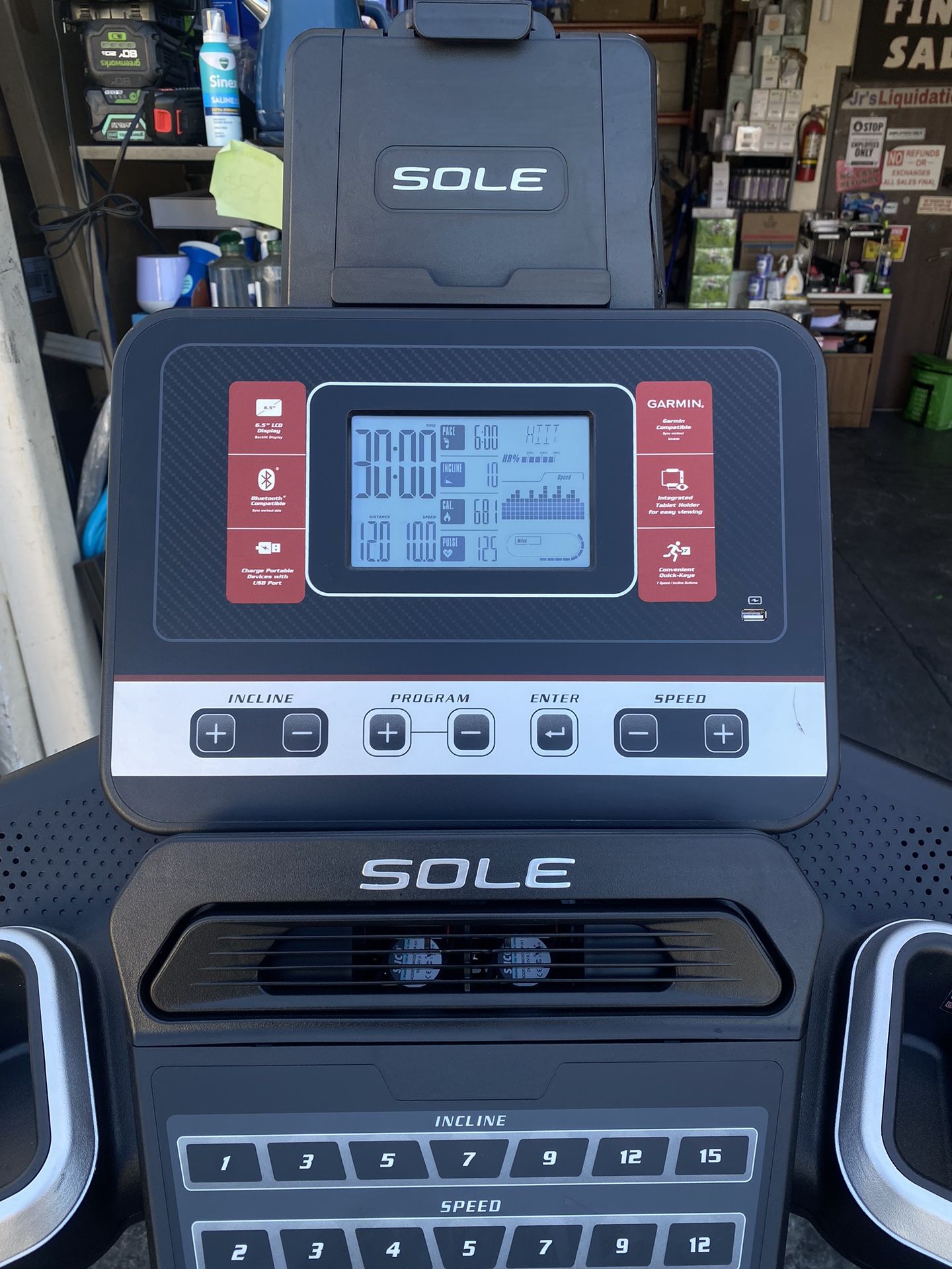 Treadmill Sole F63