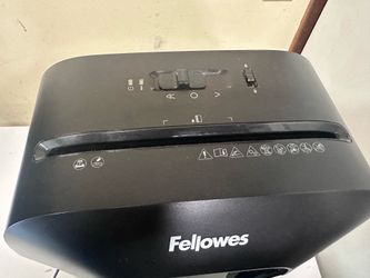 Paper shredder
