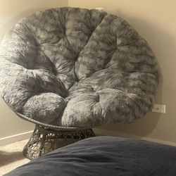 Papasan Chair