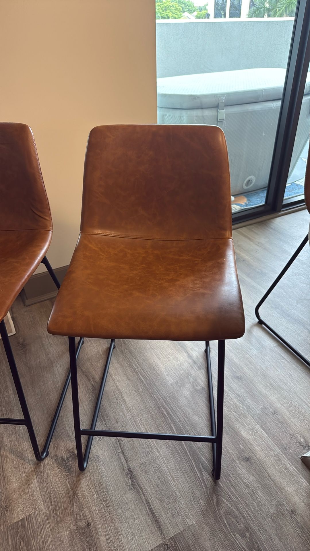 2 Counter Stools
