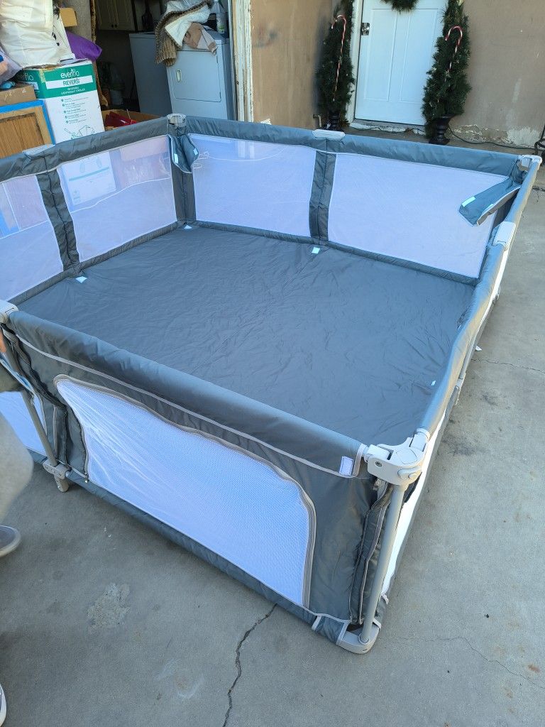 Large Playpen